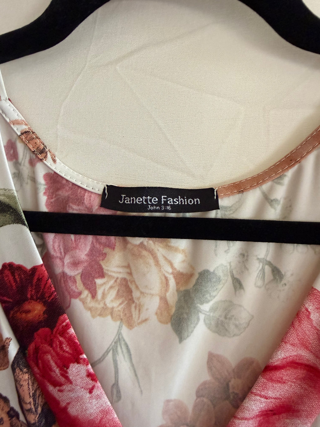 Traje de flores