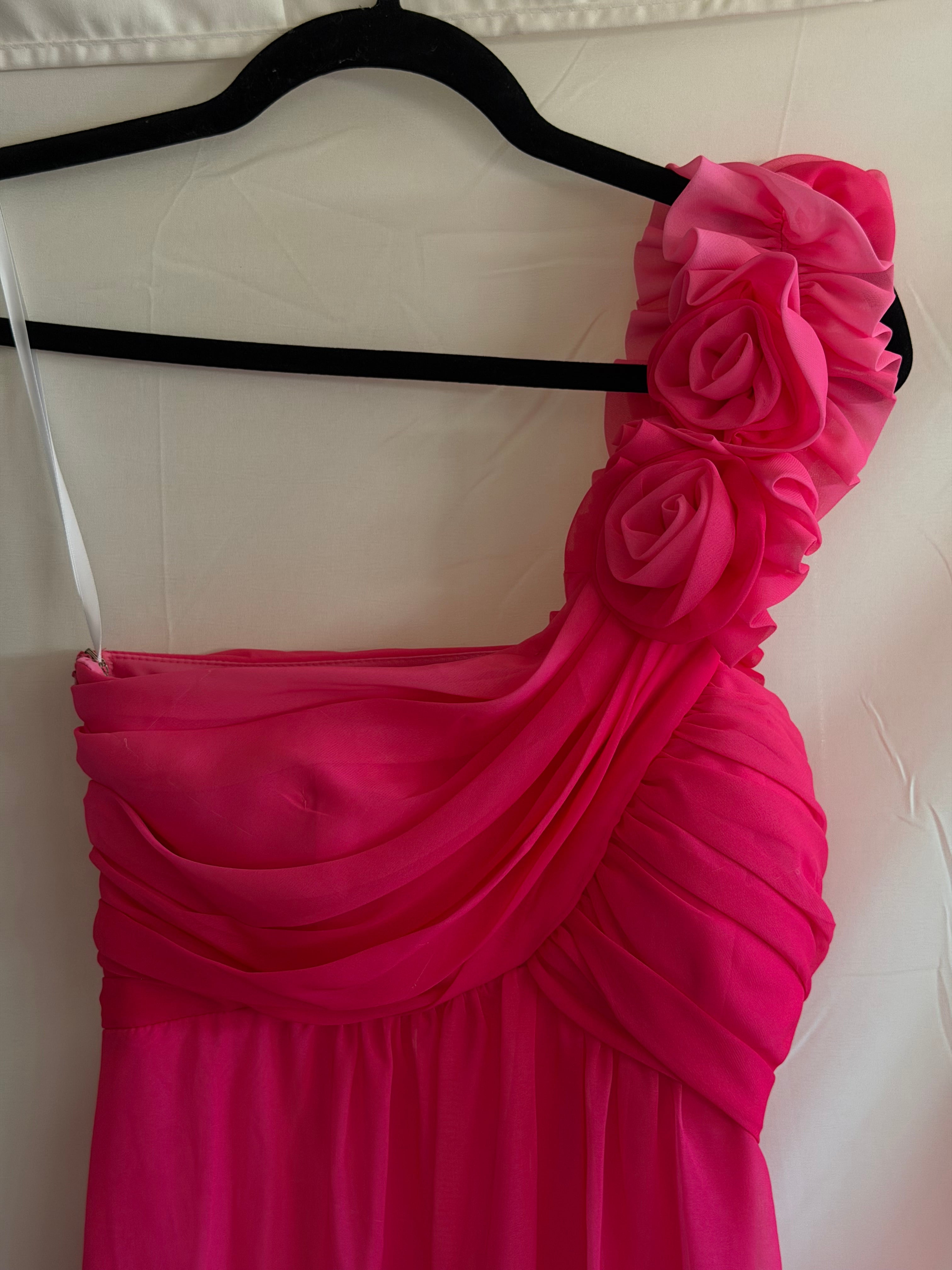 Traje Rosa