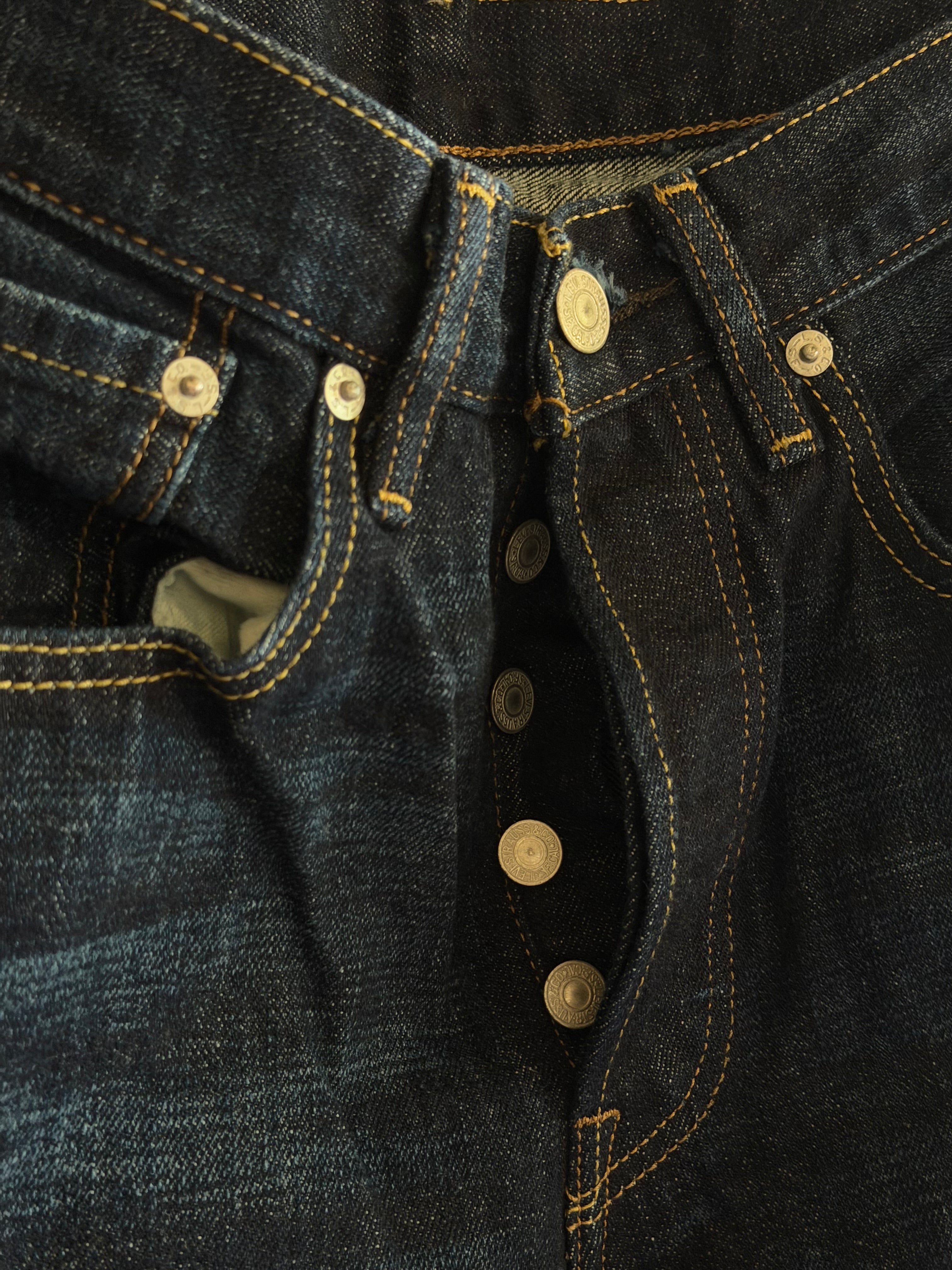 Levis