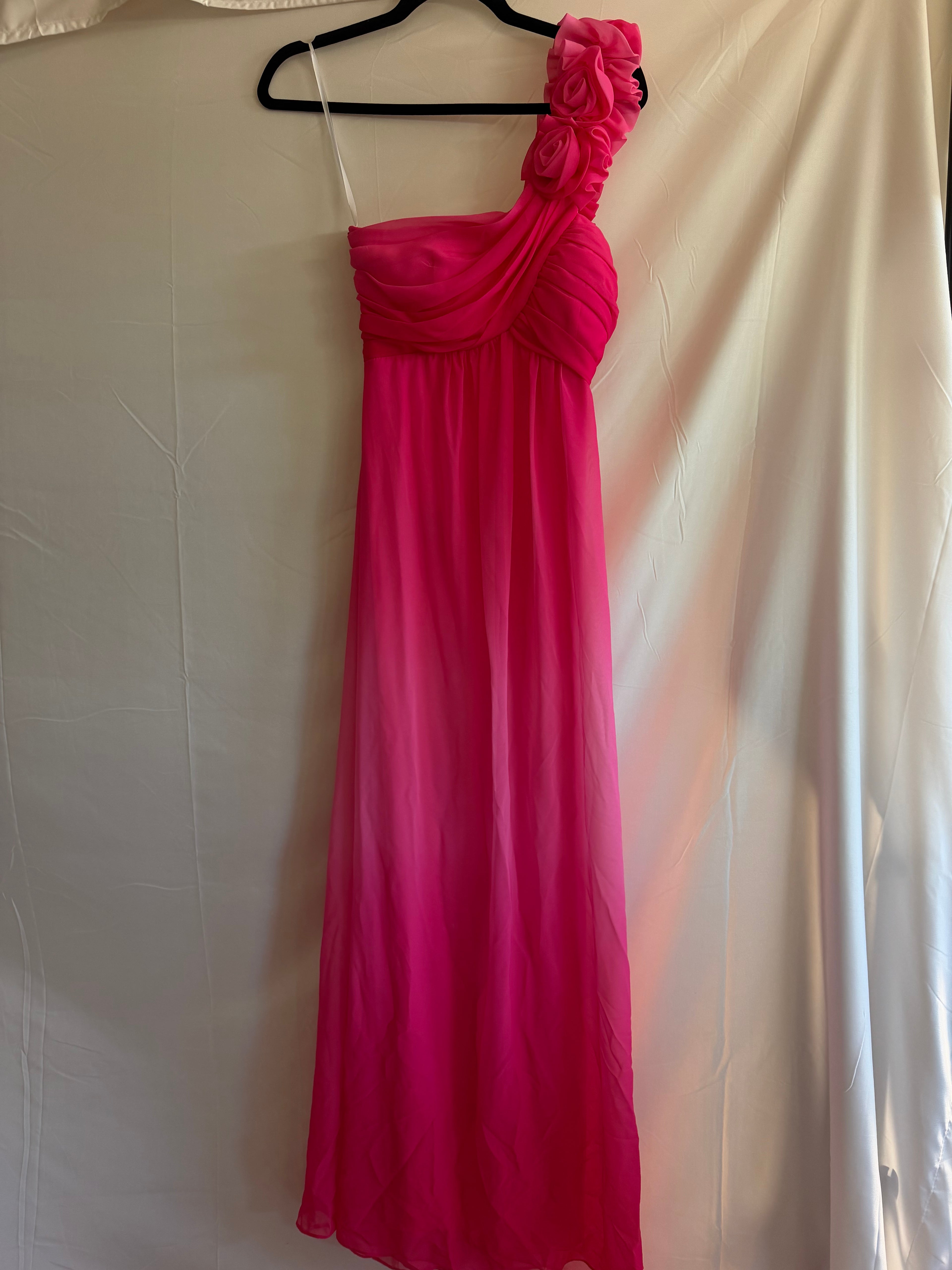 Traje Rosa