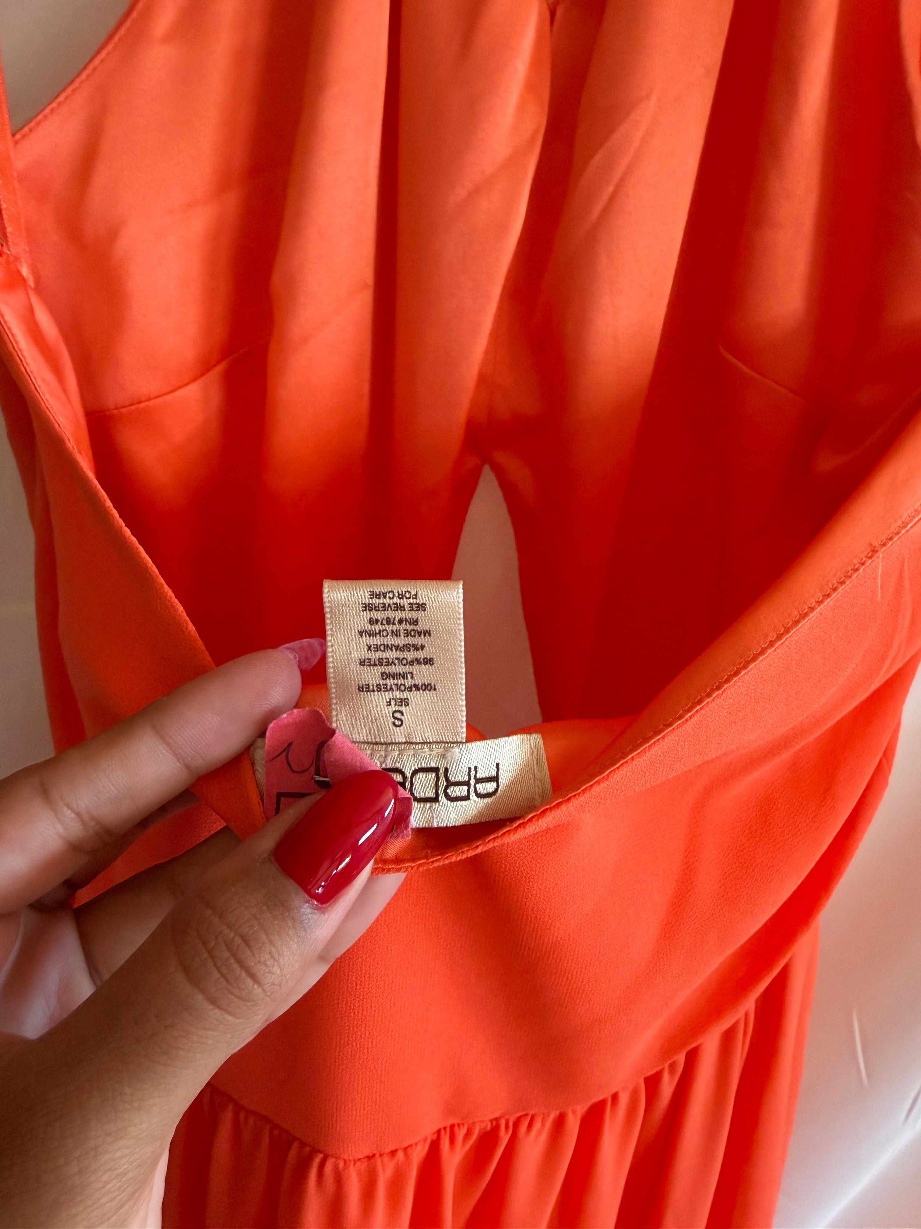 Traje Naranja