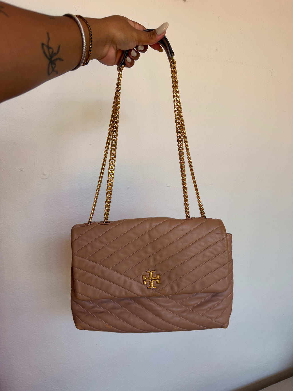 Cartera Tory Burch