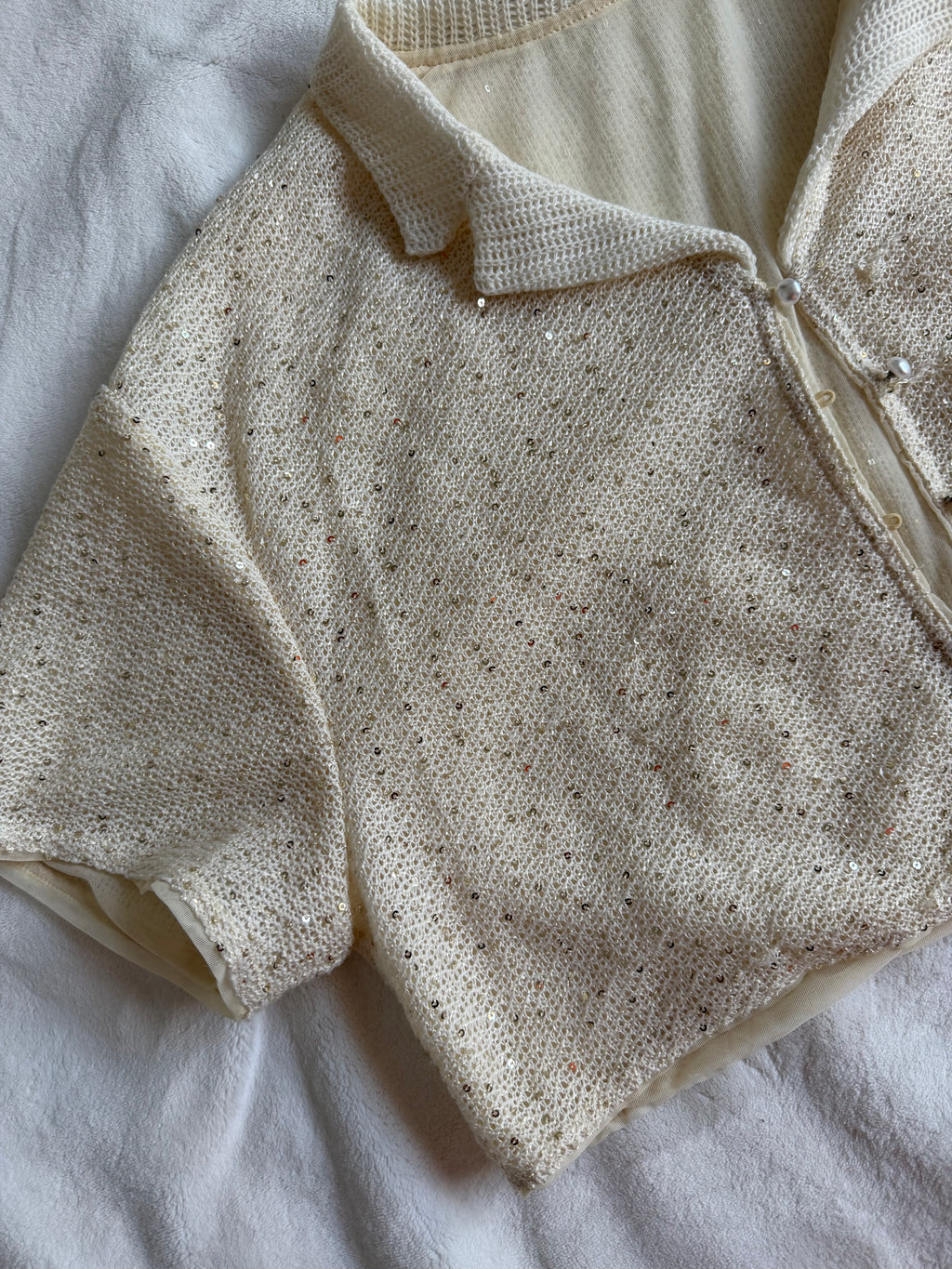 CREAM  SPARKLY TOP