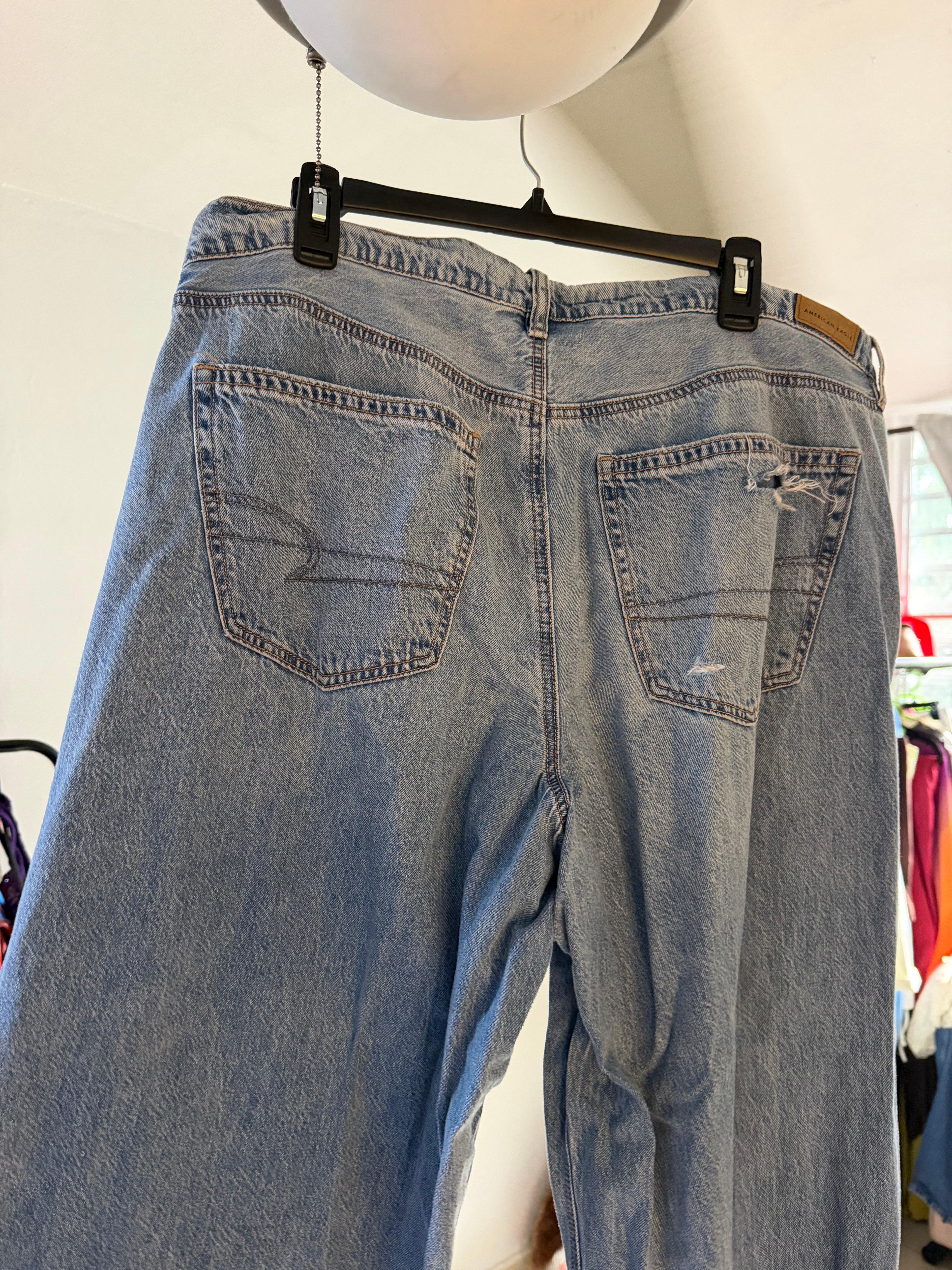 Light jeans